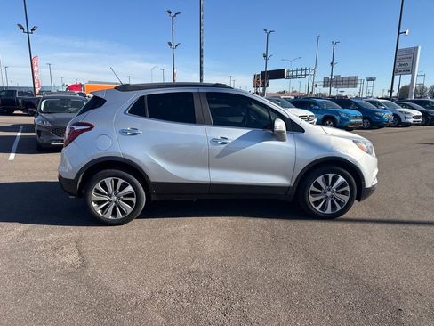 Used 2018 Buick Encore Preferred image 36