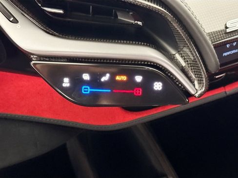 Used 2022 Ferrari SF90 Stradale AWD/4WD image 16