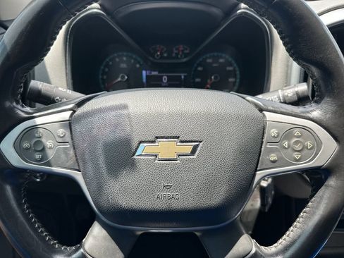 Used 2017 Chevrolet Colorado LT w/ LT Convenience Package RWD image 22