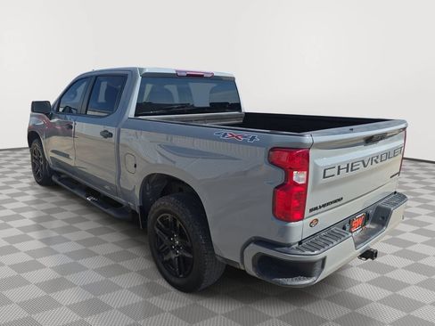Used 2024 Chevrolet Silverado 1500 Custom w/ Turbomax Blackout Package AWD/4WD image 5