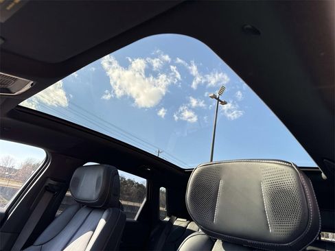 Used 2024 Cadillac Lyriq Luxury w/ LPO, Floor Liner Package image 18