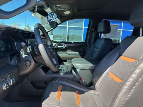 Used 2023 GMC Sierra 1500 AT4 image 26