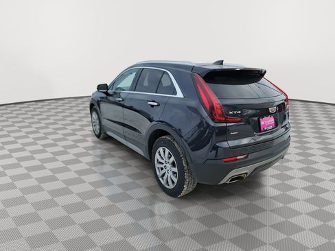 Used 2023 Cadillac XT4 Premium Luxury image 6
