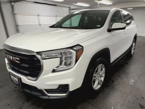 Certified 2024 GMC Terrain SLE image 4