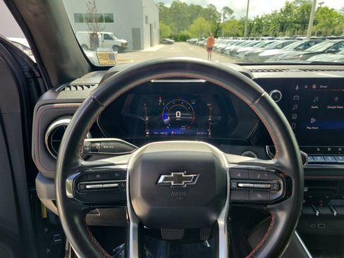 Used 2023 Chevrolet Colorado Z71 w/ Z71 Convenience Package 2 AWD/4WD image 21