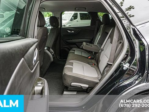 Used 2025 Chevrolet Blazer LT FWD image 20