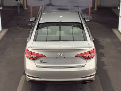 Used 2017 Hyundai Sonata SE FWD image 8