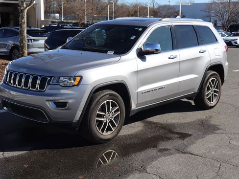 Used 2020 Jeep Grand Cherokee Limited image 16