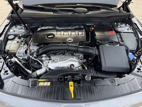 Certified 2022 Mercedes-Benz GLB 250 image 43