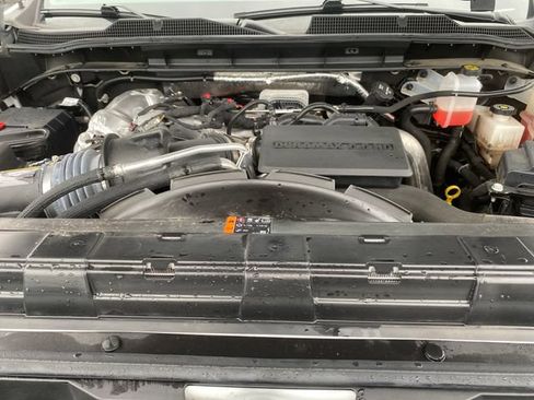 Used 2025 Chevrolet Silverado 2500 W/T AWD/4WD image 24