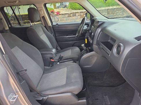 Used 2015 Jeep Patriot Latitude w/ Trailer Tow Prep Group AWD/4WD image 22