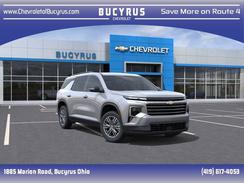 New 2026 Chevrolet Traverse LT image 1