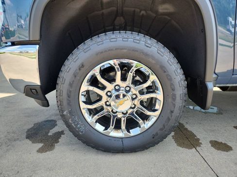 New 2026 Chevrolet Silverado 2500 LTZ w/ LTZ Plus Package AWD/4WD image 28