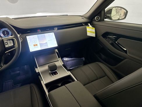 New 2026 Land Rover Range Rover Evoque S AWD/4WD image 23