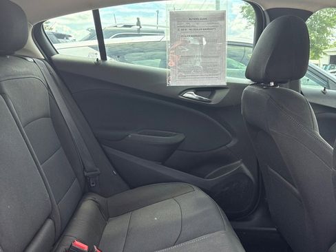 Used 2017 Chevrolet Cruze LT w/ Sun And Sound Package image 11