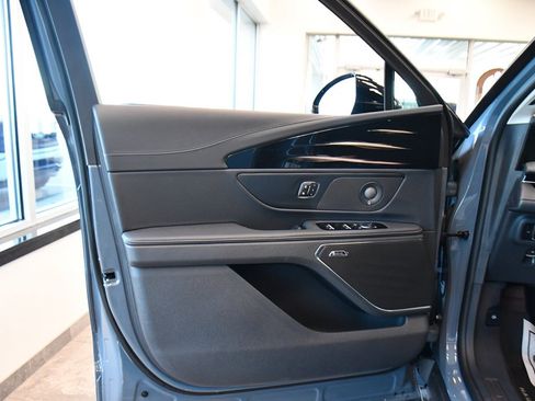 New 2026 Lincoln Nautilus Reserve image 23