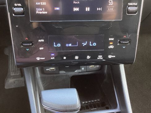 Used 2024 Hyundai Tucson SEL image 23