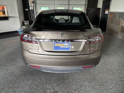 Used 2015 Tesla Model S P90D image 6