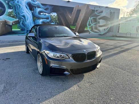 Used 2016 BMW M235i xDrive Convertible image 4