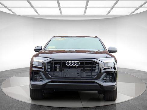 Used 2023 Audi Q8 Premium w/ Black Optic Package AWD/4WD image 2