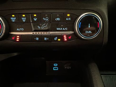 Used 2023 Ford Escape Active AWD/4WD image 12