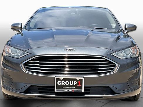 Used 2020 Ford Fusion SE FWD image 4