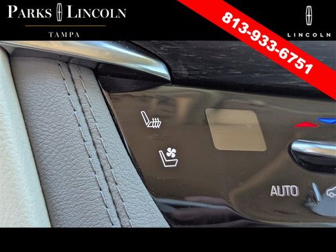 Used 2023 Cadillac XT6 Premium Luxury w/ Technology Package image 21