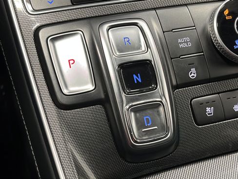 Used 2022 Hyundai Santa Fe Limited AWD/4WD image 19
