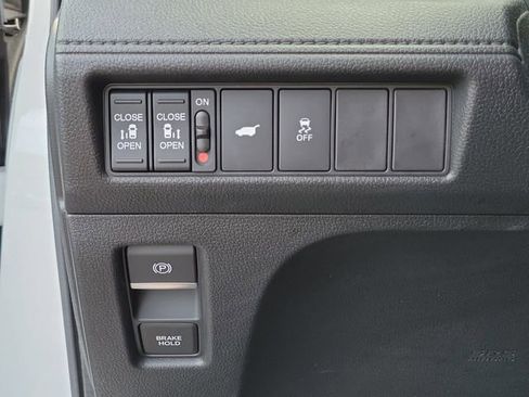 Certified 2025 Honda Odyssey Sport-L image 23