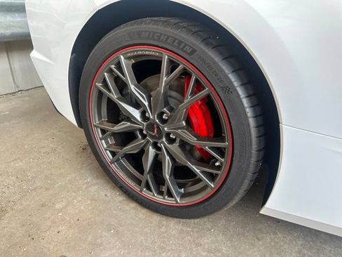 Used 2023 Chevrolet Corvette Stingray Premium Cpe w/ Z51 Performance Package RWD image 9