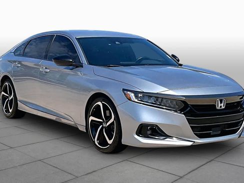 Used 2022 Honda Accord Sport image 2