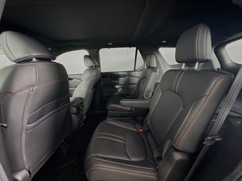 Certified 2025 Honda Pilot TrailSport image 29