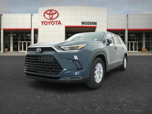 Certified 2026 Toyota Grand Highlander XLE image 14