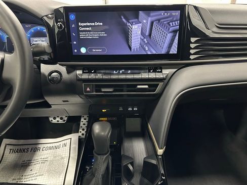 Used 2025 Toyota Camry XSE image 25