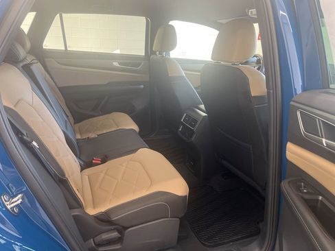 New 2025 Volkswagen Atlas Cross Sport SE image 33