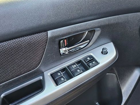 Used 2017 Subaru Crosstrek 2.0i Premium image 24