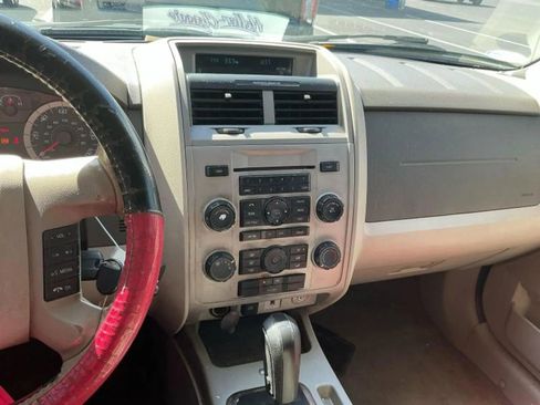 Used 2012 Ford Escape XLT image 9