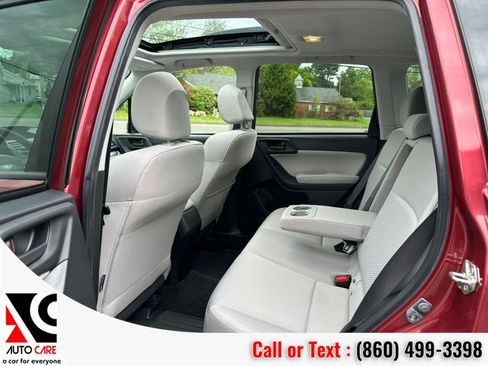Used 2015 Subaru Forester 2.5i Premium w/ All-Weather Package image 14