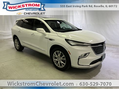 Certified 2023 Buick Enclave Essence w/ Experience Buick Package FWD image 1