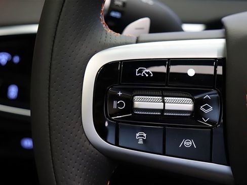 New 2026 Genesis GV70 3.5T Sport Advanced image 16