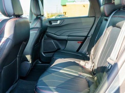 Used 2025 Ford Escape ST-Line Elite w/ Premium Technology Package AWD/4WD image 11