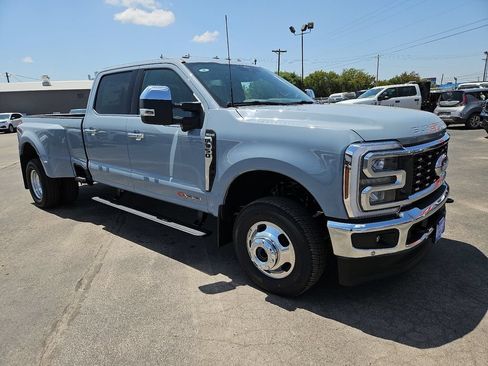 New 2026 Ford F350 King Ranch w/ Chrome Package AWD/4WD image 1