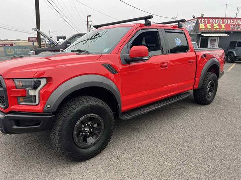 Used 2018 Ford F150 Raptor w/ Equipment Group 802A Luxury AWD/4WD image 3