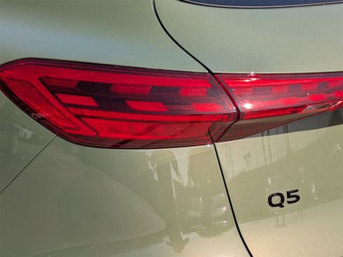 New 2025 Audi Q5 Premium Plus image 14