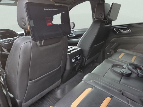 Used 2023 GMC Yukon AT4 w/ AT4 Premium Package AWD/4WD image 22