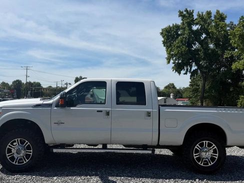 Used 2016 Ford F250 Platinum w/ FX4 Off-Road Package AWD/4WD image 4