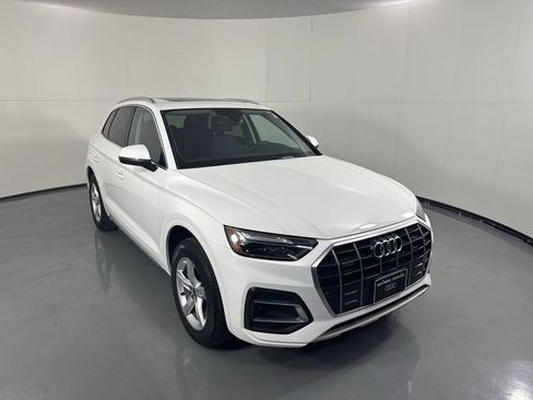 Used 2023 Audi Q5 2.0T Premium w/ Convenience Package AWD/4WD image 29