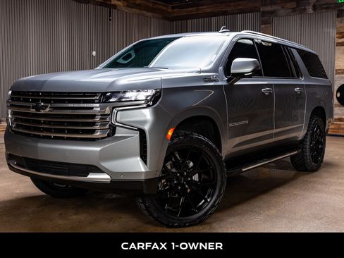 Used 2024 Chevrolet Suburban High Country w/ Advanced Technology Package AWD/4WD image 5