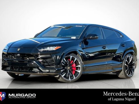 Used 2022 Lamborghini Urus image 1