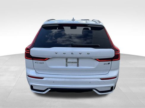 New 2026 Volvo XC60 B5 Plus w/ Climate Package AWD/4WD image 5